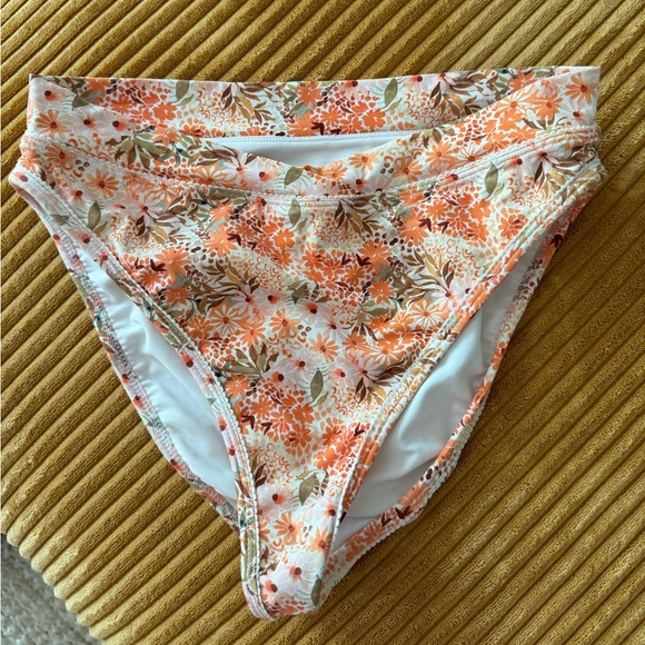 Bydee Florence Bottom in Ziva - Picture 2 of 3